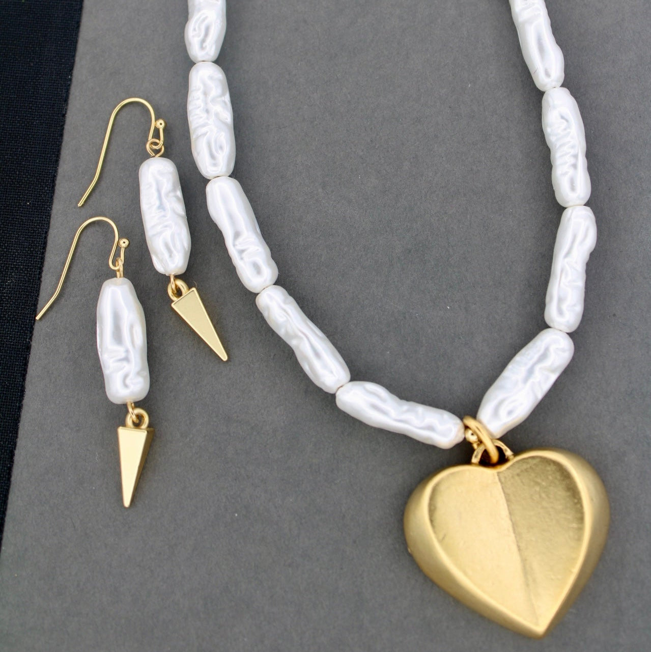 Baroque Pearl Earrings