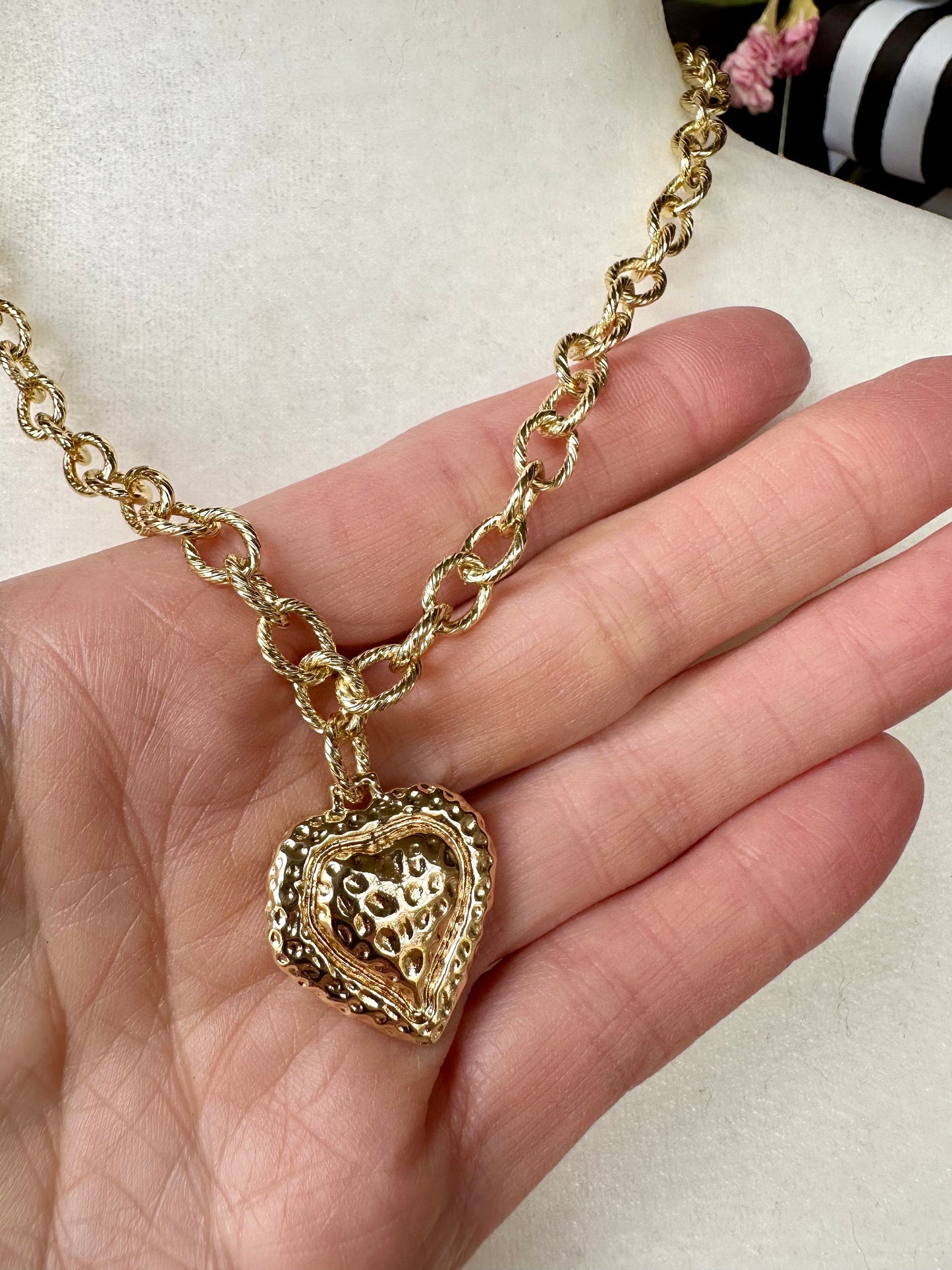 Sally Heart Necklace • Gold or Silver